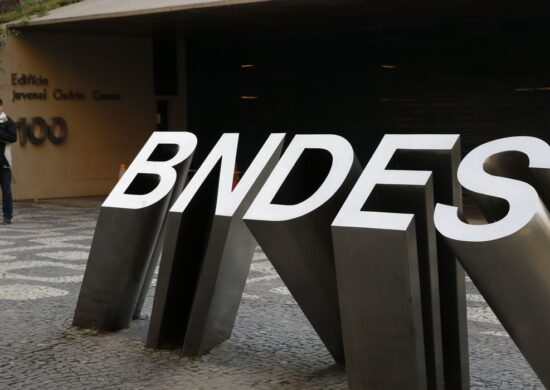 Investimento do BNDES busca contribuir com mais geração de emprego e renda - Foto: Fernando Frazão/EBC