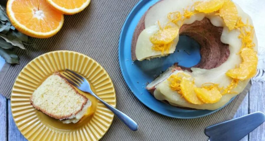 Bolo de laranja com cobertura durinha - Foto: Reprodução/Receitaria