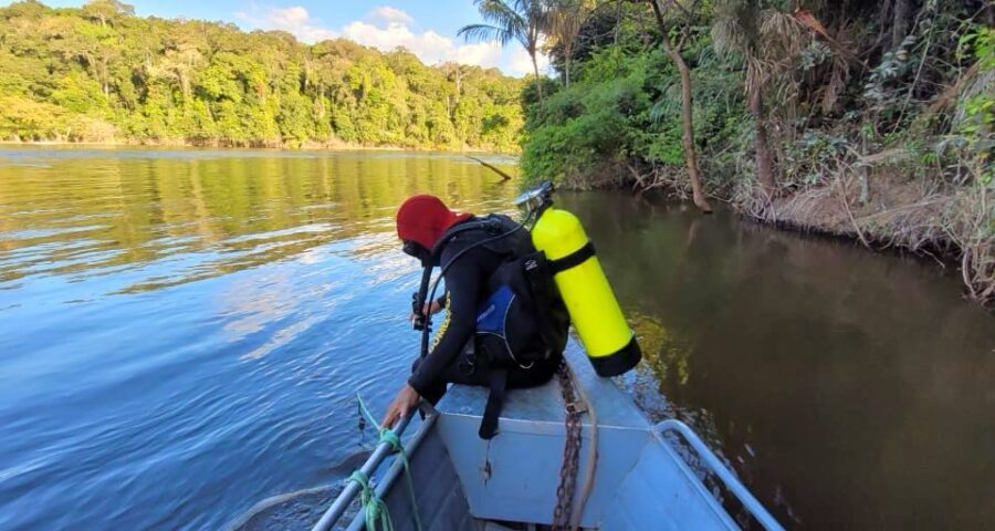 corpo-de-turista-naufragio-bote-rio-acari-am-foto-divulgacao-cbmam