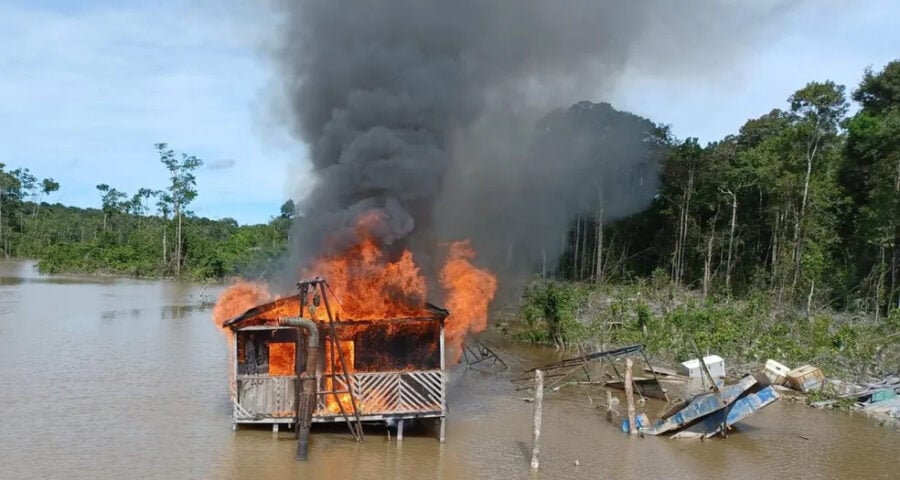 Garimpo Ilegal: 29 dragas de garimpo são destruídas pelas Forças Armadas - Foto: Comando Conjunto Uiara