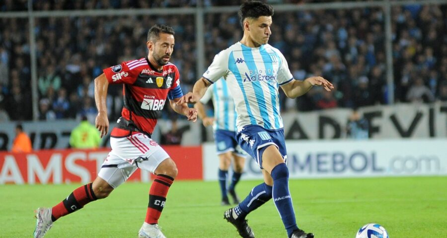 Com uma expulsão para cada time, jogo no El Cilindro foi bem equilibrado - Foto: Twitter/Reprodução @RacingClub