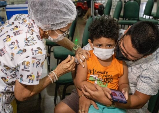 Multivacinação é destinada para crianças de 0 a 15 anos - Foto: Divulgação/Semsa