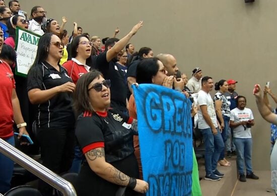 Greve dos trabalhadores em educação completa uma semana no Amazonas. Foto: Reprodução/ TV Norte Amazonas.