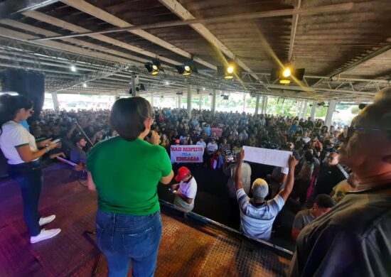 A greve dos professores para pagamento das datas-base continua no AM - Foto: Divulgação/Sinteam