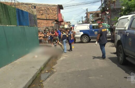 Homem é perseguido e morto em comunidade da Zona Norte de Manaus. Foto: Reprodução/ TV Norte Amazonas.