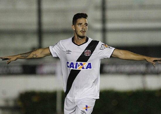 Kadu Fernandes se envolveu em acidente na Avenida Brasil, no RJ - Foto: Reprodução/Twitter @PapoNaColina