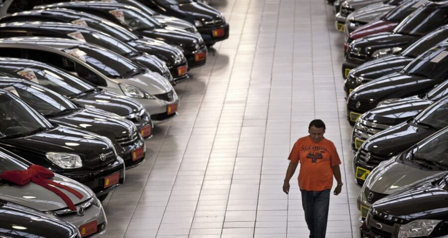 Governo pretende deixar carro mais populares mais baratos -Foto: Marcelo Camargo/Agência Brasil