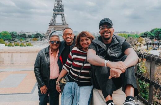 'Eu mereço', diz Mumuzinho enquanto curte férias com a família em Paris – Foto: Reprodução/Instagram @mumuzinho