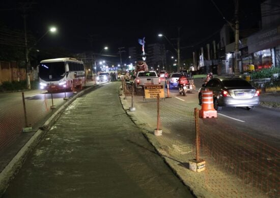 Obras na avenida Efigênio Sales ocorrem no período noturno - Foto: Divulgação/Seminf