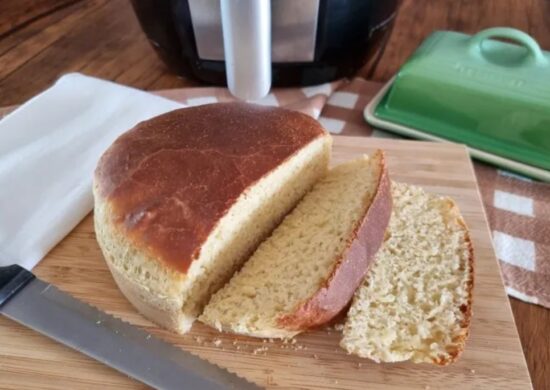 Pão de forma na airfryer - Foto: Reprodução/Receitaria