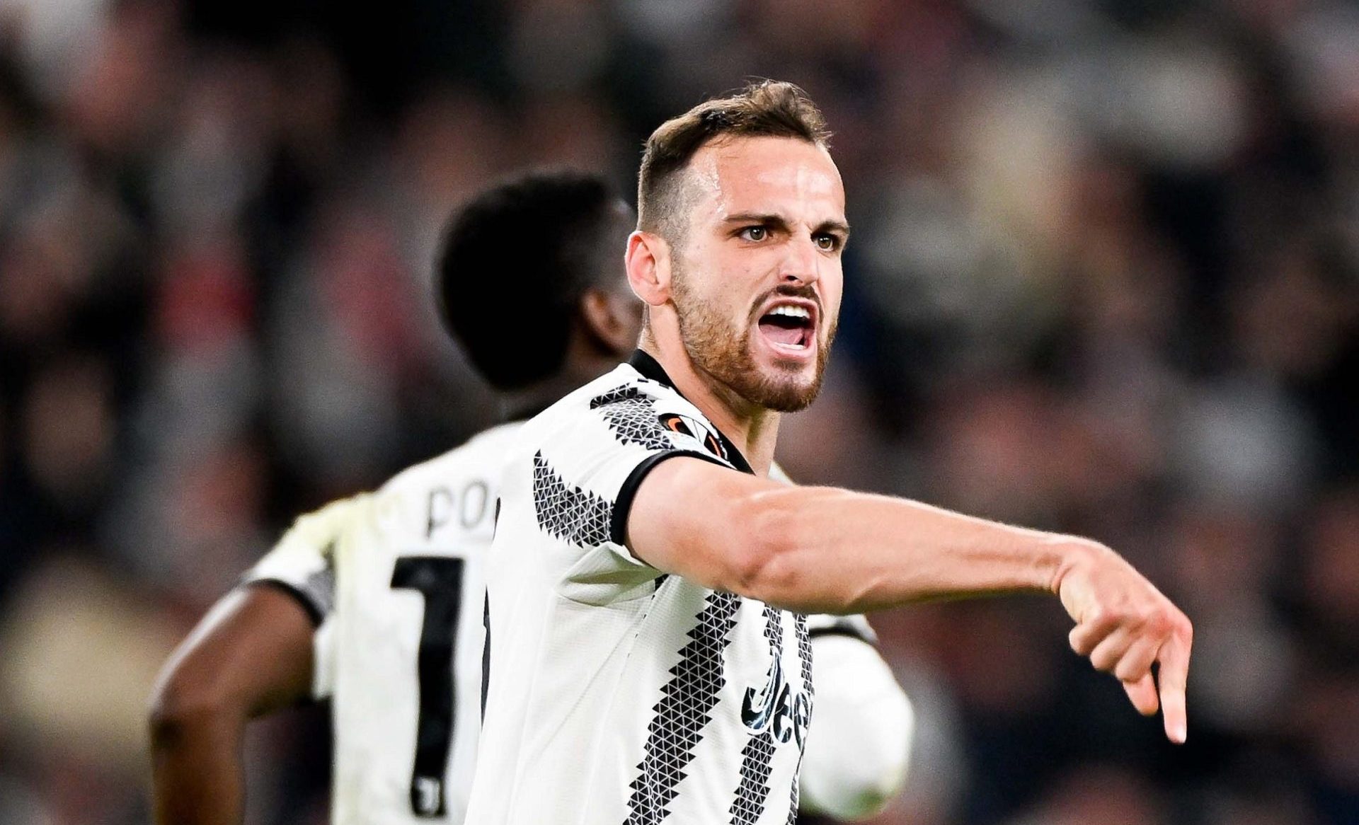 Juventus empata com Sevilla pela ida da semifinal da Europa League