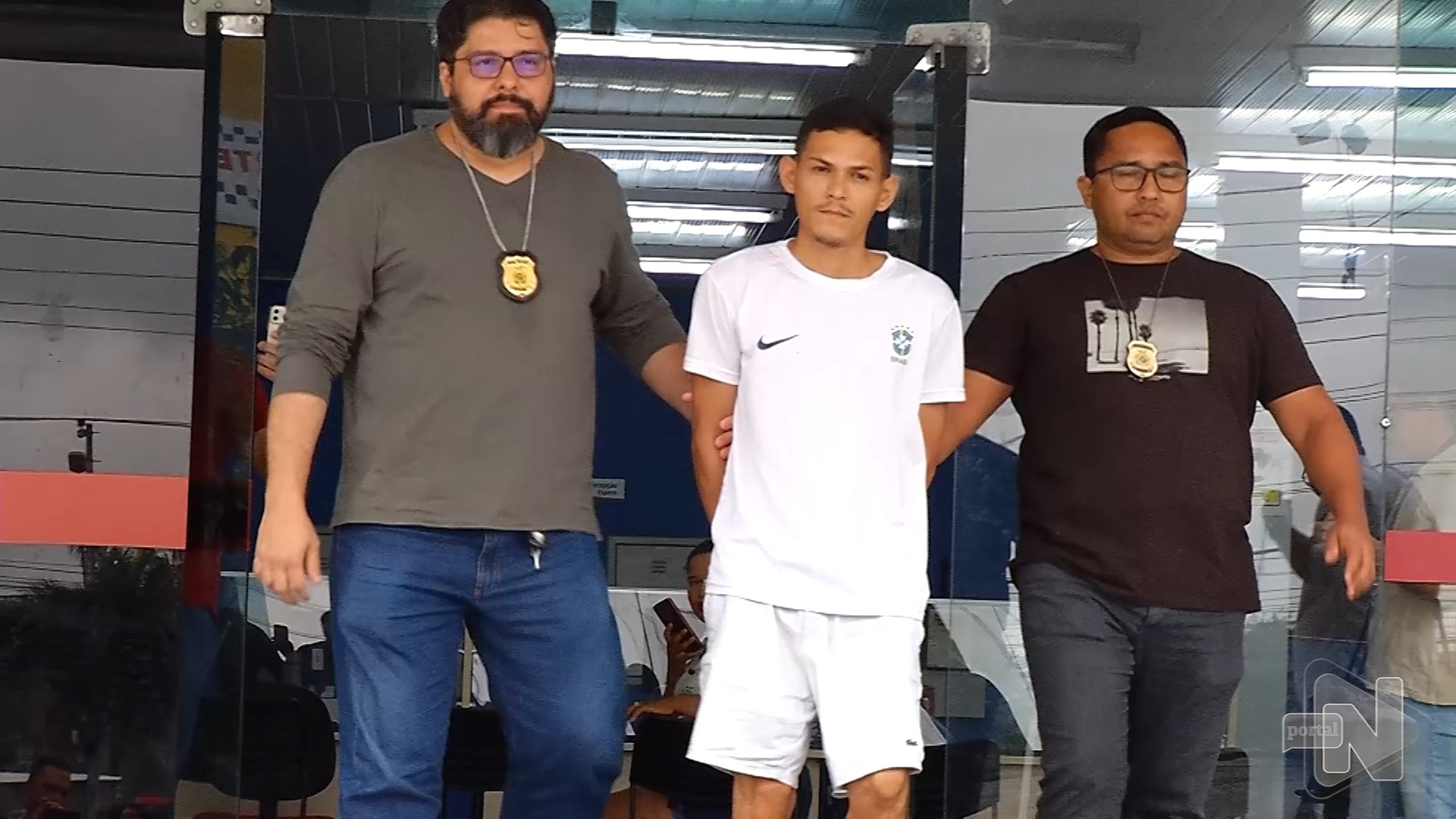 Suspeito de assassinato dentro de bar em junho de 2022 é preso em Manaus. Foto: Reprodução/ TV Norte Amazonas.