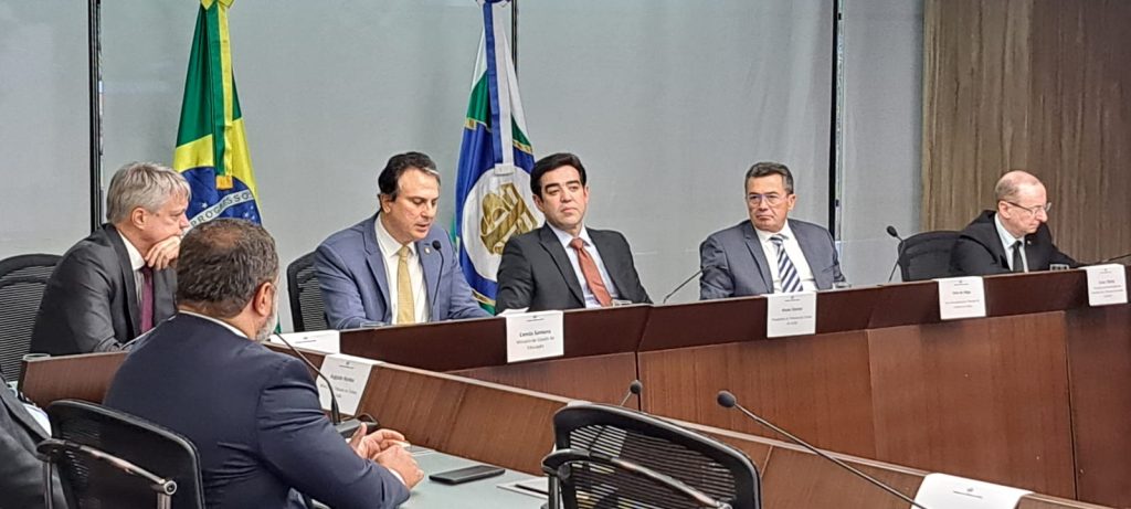 Reunião sobre o Pacto Nacional pela Retomada de Obras e de Serviços - Foto: Izaías Godinho/TV Norte em Brasília