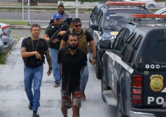 Trio suspeito de espalhar restos mortais em bairro é preso em Manaus. Foto: Reprodução/ TV Norte Amazonas.