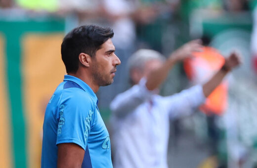 O técnico Abel Ferreira, está suspenso por um jogo, após decisão do STJD - Foto: Reprodução/ Cesar Greco/Palmeiras/by Canon