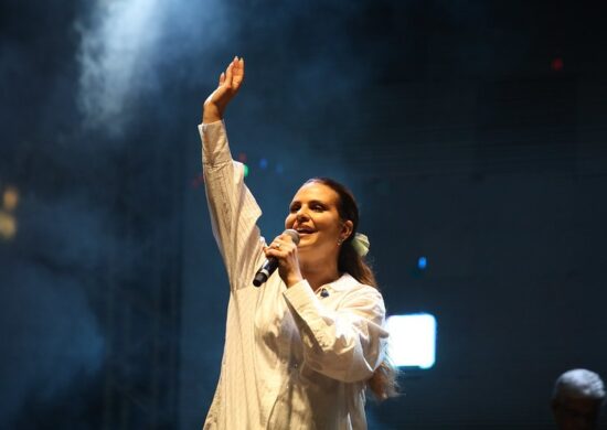 Cantora Aline Barros na Marcha para Jesus em Manaus - Foto: Dhyeizo Lemos / Semcom , Aguilar Abecassis / Semcom e Gildo Smith / Semacc