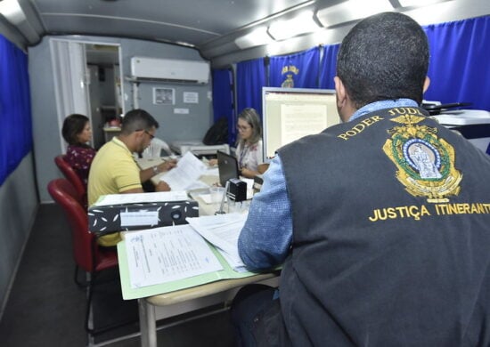 Atendimento da justiça itinerante em Manaus - Foto: Divulgação