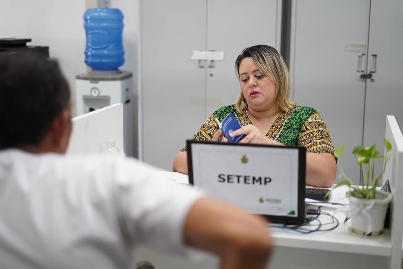 Atendimento das vagas de emprego em Manaus - Foto: Henrique Miranda/Setemp