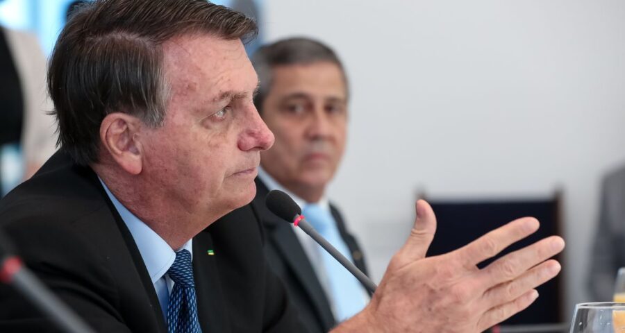 De acordo com o Coaf, ex-ajudantes de ordens de Bolsonaro fizeram movimentações financeiras que chegaram a quase R$ 12 milhões em um ano e meio -Foto: Marcos Corrêa/PR