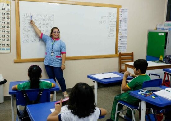 Candidatos aprovados no Processo Seletivo Simplificado (PSS) 2022 são convocados para autuarem - Foto: Eduardo Cavalcante / Secretaria de Estado de Educação e Desporto