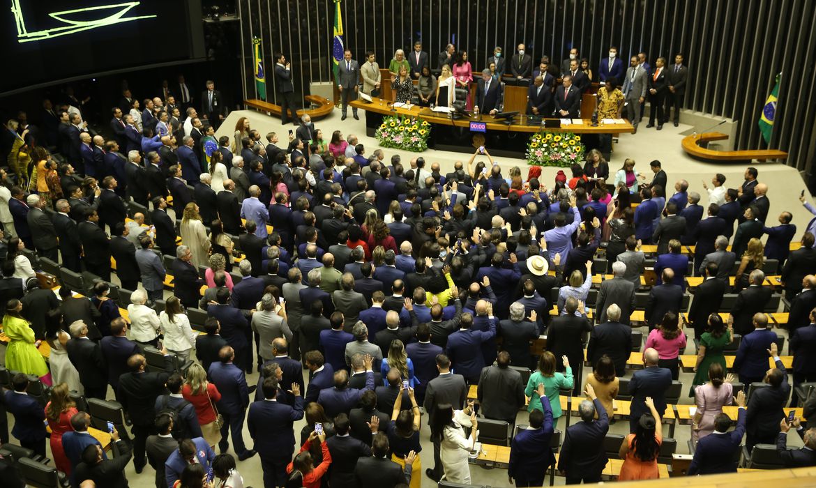 O governo pagou R$ 2,4 bilhões em emendas parlamentares para partidos políticos -Foto: Valter Campanato/Agência Brasil
