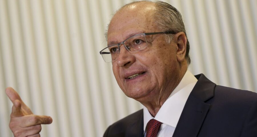 Geraldo Alckmin, criticou nesta quinta-feira (23) a decisão do Banco Central de manter os juros básicos da economia (taxa Selic) em 13,75% ao ano -Foto: Marcelo Camargo/Agência Brasil