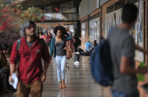 Lei das Cotas percentual de negros com diploma cresceu quase quatro vezes desde 2000, segundo IBGE - Foto:Marcello Casal Jr/ Agência Brasil