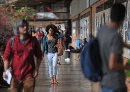 Lei das Cotas percentual de negros com diploma cresceu quase quatro vezes desde 2000, segundo IBGE - Foto:Marcello Casal Jr/ Agência Brasil