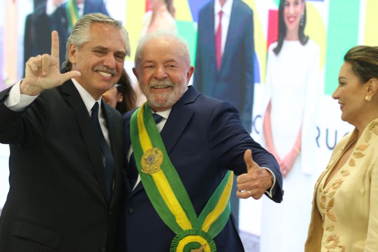 Lula recebe Alberto Fernández, pela quarta vez, nesta segunda (26) para discutir apoio econômico à Argentina -Foto: Tania Rego/Agência Brasil