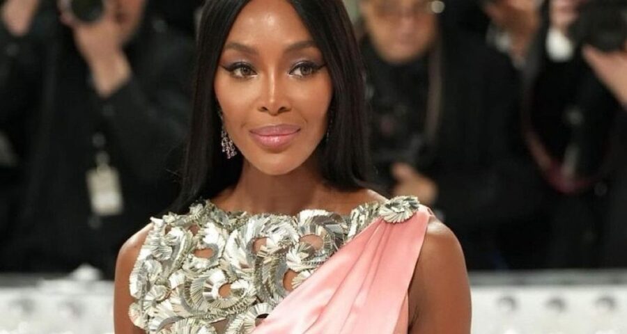 Modelo de 53 anos, Naomi Campbell, anunciou o nascimento de segundo filho