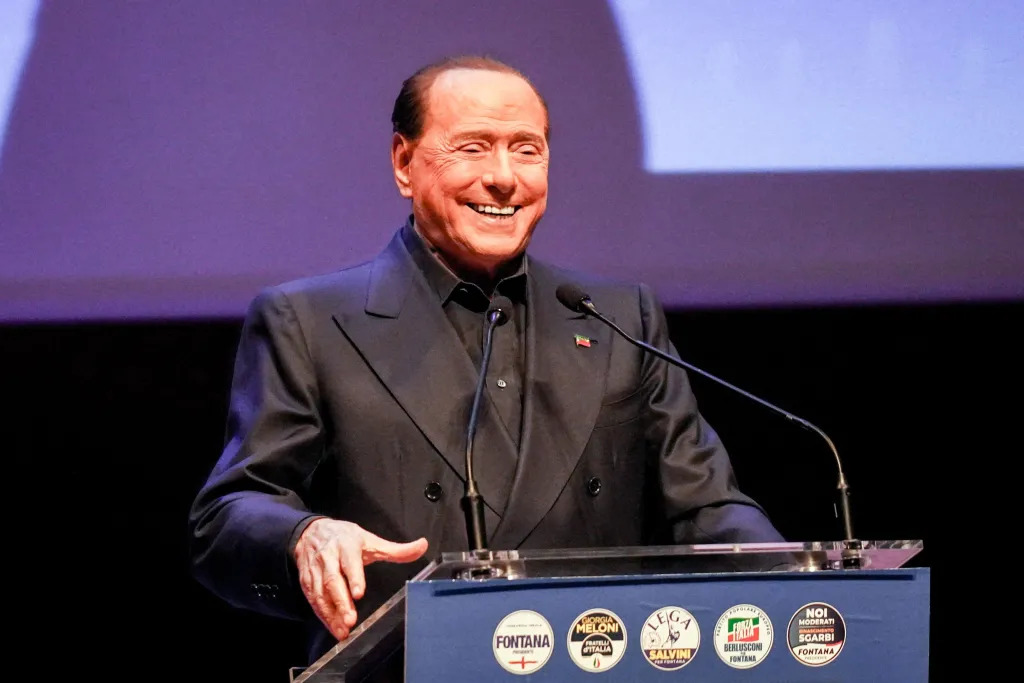 Morre aos 86 anos, ex-primeiro-ministro da Itália, Silvio Berlusconi -Foto: Nicola Marfisi/AGF/Universal Images Group via Getty Images