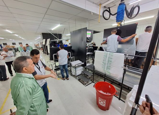 Linhas de produção industrial nas duas unidades da Semp TCL em Manaus - Fotos: Isaac Júnior/Suframa