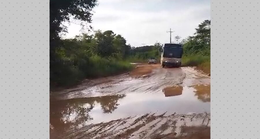 O transporte na via está quase inacessível, veículos de pequeno porte já não consegue entrar no ramal do Pau-Rosa - Foto: José Batista