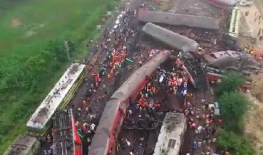 acidente de trem na índia