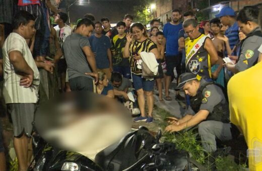 Acidente entre micro-ônibus e motocicleta deixa dois mortos em Manaus – Foto: Reprodução/TV Norte Amazonas