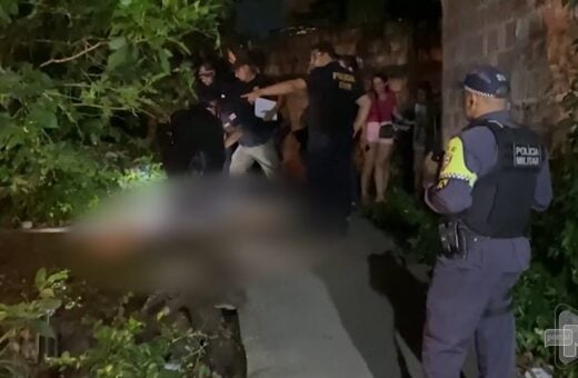 Adolescente de 16 anos é morto a tiros em beco da Zona Leste de Manaus. Foto: Reprodução/ TV Norte Amazonas.