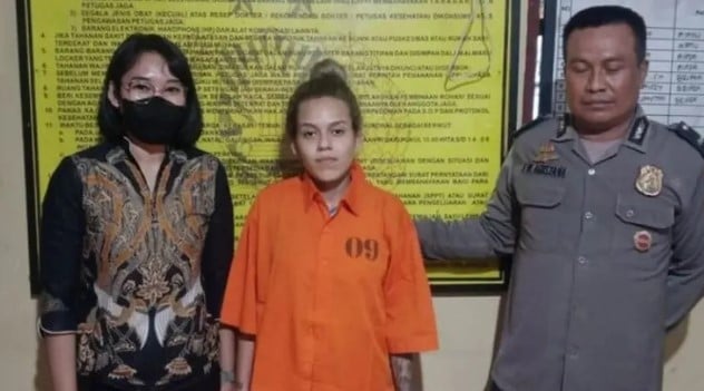 Brasileira detida na Indonésia com cocaína — Foto: Arquivo de Relações Públicas da Polícia de Bali