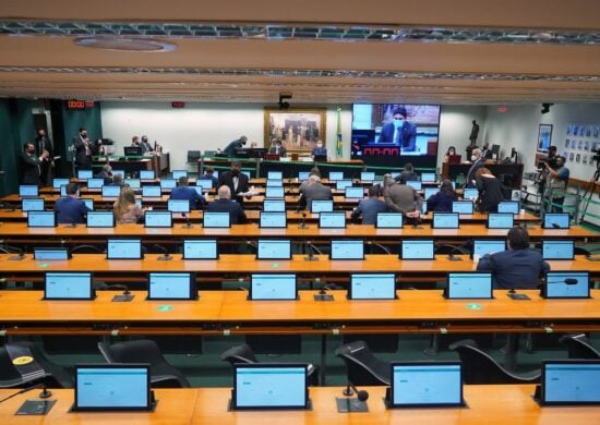 Três deputados viajaram para Argentina com dinheiro público para apoiar Javier Milei nas eleições deste ano - Foto: Pablo Valadares/Câmara dos Deputados