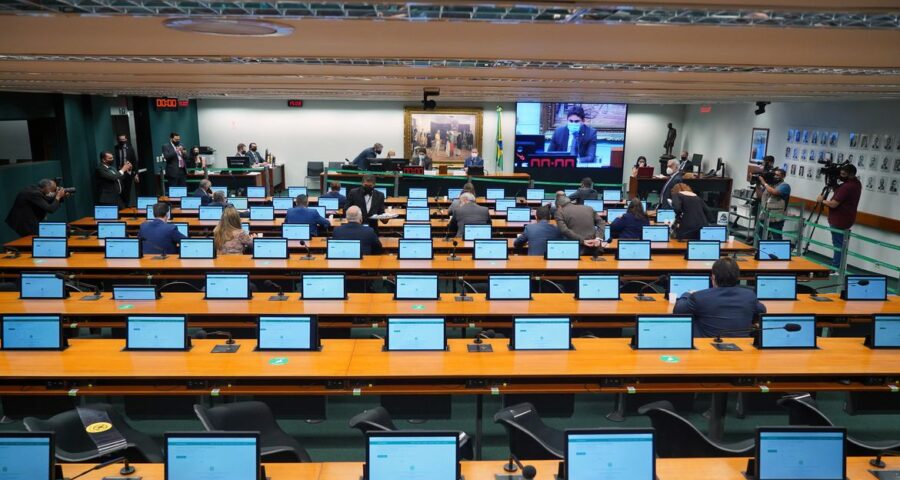 Três deputados viajaram para Argentina com dinheiro público para apoiar Javier Milei nas eleições deste ano - Foto: Pablo Valadares/Câmara dos Deputados