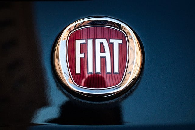 A Fiat tem modelos que atendem os critérios do programa de descontos - Foto: Wikimedia/Ivan Radic
