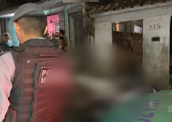 Homem é assassinado a tiros em lanchonete por suspeitos em Manaus - Foto: Reprodução/TV Norte Amazonas