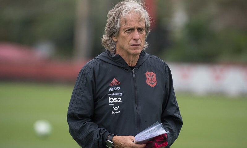 Destino do técnico Jorge Jesus ainda é incerto - Foto: Alexandre Vidal/CRF/divulgação