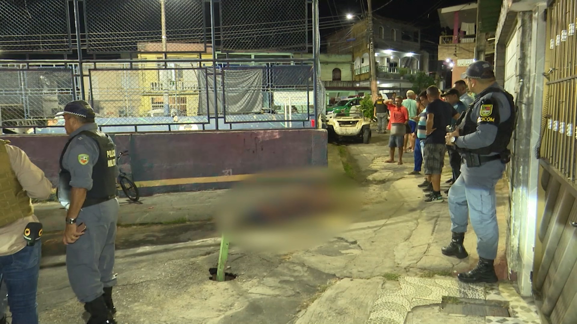 Lavador de carros é assassinado com oito tiros na Zona Sul de Manaus. Foto: Reprodução/TV Norte Amazonas.