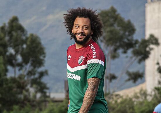 Lesão tirou o lateral-esquerdo dos gramados por pouco mais de um mês - Foto: Marcelo Gonçalves/FFC/divulgação