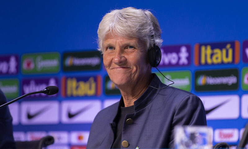 "Estou realmente muito feliz que tem muitas pessoas aqui", disse Pia Sundhage - Foto: Thais Magalhães/CBF/divulgação