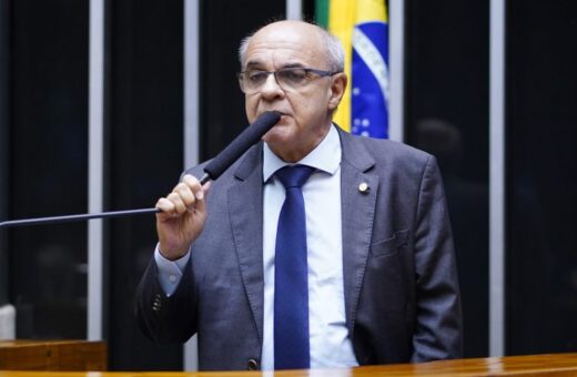 Política de eficiência energética deve ser debatida hoje