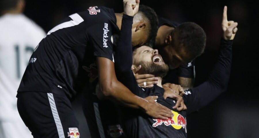 Goiás perde para o Bragantino e permanece na zona de rebaixamento - Foto: Reprodução/ Twitter @RedBullBraga