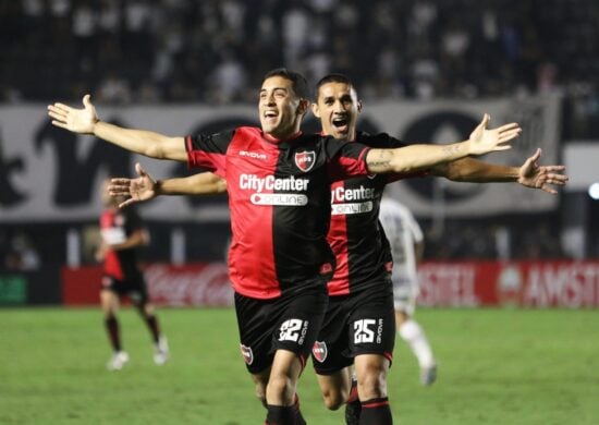 O Santos está na 3ª posição e torce pelo último colocado do Grupo E, que tem zero pontos, para ainda ter chances de classificação - Foto: Reprodução/ Twitter @Newells