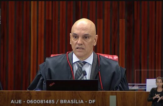 Julgamento do Bolsonaro - O Tribunal Superior Eleitoral (TSE) começou nesta quinta-feira (22), o julgamento do processo aberto contra o ex-presidente Jair Bolsonaro que pode torná-lo inelegível - Foto: Reprodução/Youtube@justicaeleitoral