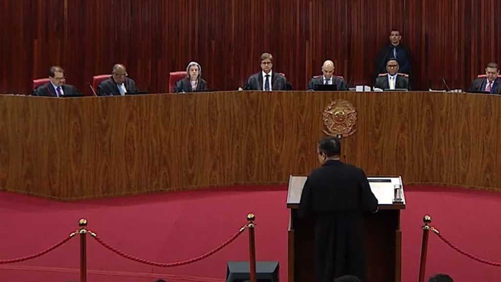 TSE suspende julgamento de ação que pode tornar Bolsonaro inelegível – Foto: Reprodução/TV Norte Amazonas